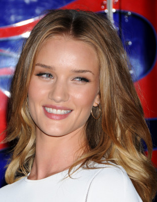 photo 27 in Rosie Huntington-Whitely gallery [id393938] 2011-05-13 00:00:00