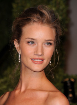 photo 13 in Rosie Huntington-Whitely gallery [id623550] 2013-04-08 00:00:00
