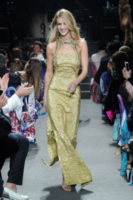 photo 29 in Rosie Huntington-Whitely gallery [id642109] 2013-06-16 00:00:00