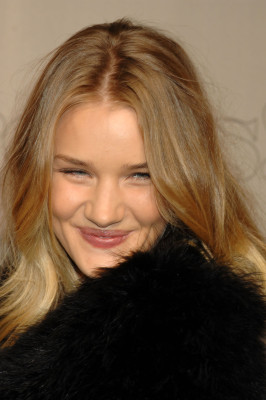 Rosie Huntington-Whitely pic #365645