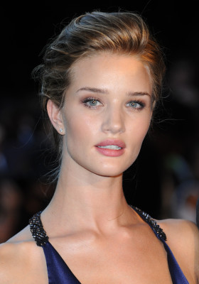 Rosie Huntington-Whitely pic #404553