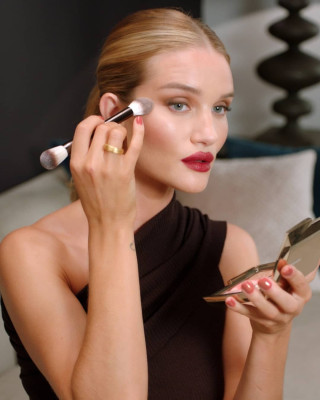 Rosie Huntington-Whiteley for Hourglass || 2020