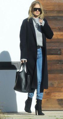 Rosie Huntington-Whitely pic #1012388