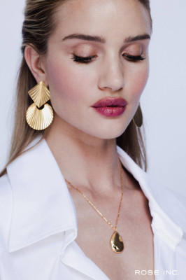Rosie Huntington Whiteley - Rose Inc