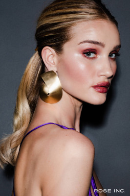 Rosie Huntington Whiteley - Rose Inc