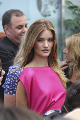Rosie Huntington-Whitely pic #403996