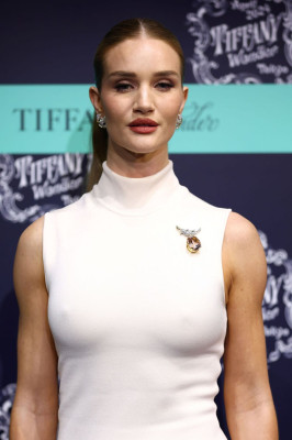 Rosie Huntington-Whiteley – Tiffany&amp;amp;Co. Opening of Tiffany Wonder in Tokyo