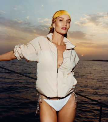 Rosie Huntington-Whiteley – for Burberry Summer 2025 Campaign