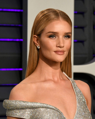 Rosie Huntington-Whiteley and Jason Statham – 2019 Vanity Fair Oscar Party