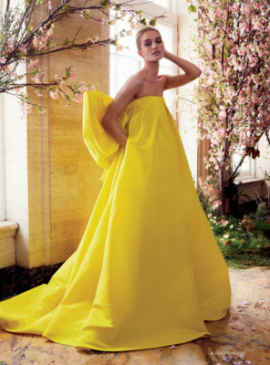 Rosie Huntington-Whiteley – Harper’s Bazaar Magazine UK June 2019 Issue