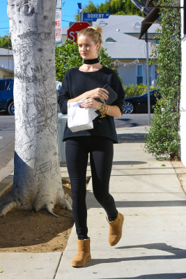 Rosie Huntington-Whitely pic #850378