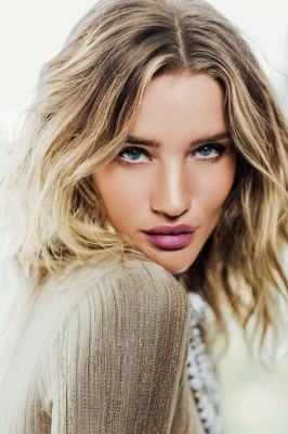 Rosie Huntington-Whitely pic #896370
