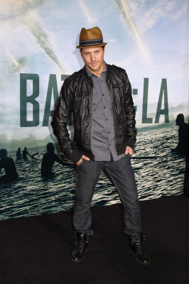 photo 18 in Ross Thomas gallery [id490441] 2012-04-02 00:00:00