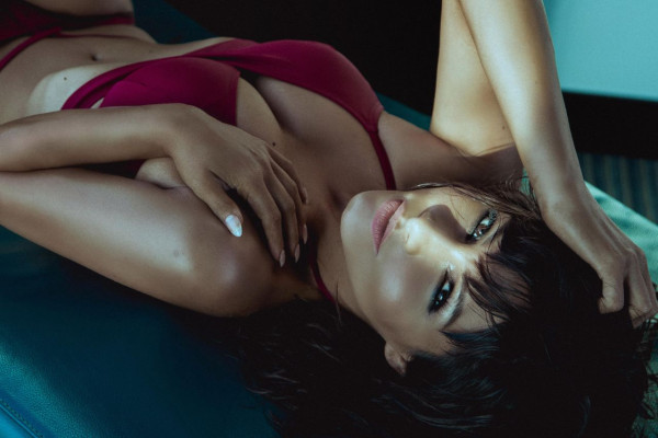 Roxanne Pallett – Photoshoot August 2018