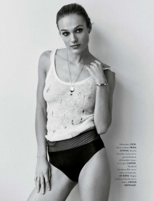 Rozanne Verduin ~ Elle Février 2024 by Gregory Derkenne