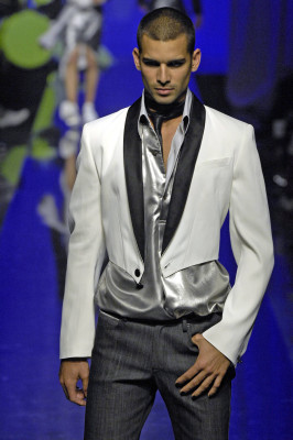 Ruben Cortada pic #528169