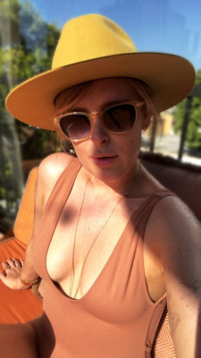 Rumer Willis – Social Medi