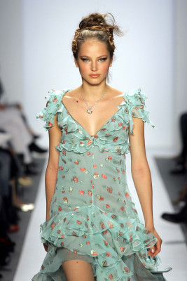 Ruslana Korshunova pic #221214