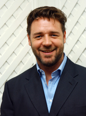 photo 13 in Russel Crowe gallery [id279453] 2010-07-21 00:00:00