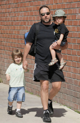 photo 9 in Russel Crowe gallery [id91722] -0001-11-30 00:00:00