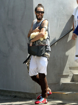 photo 19 in Russell Brand gallery [id535079] 2012-07-16 00:00:00