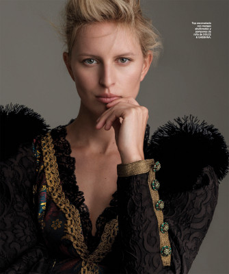 Karolina Kurkova - Harper&#039;s Bazaar Espana 