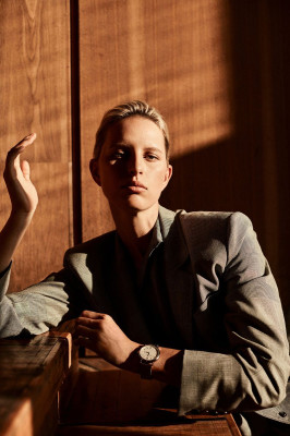 Karolina Kurkova - Harper&#039;s Bazaar Russia 2019