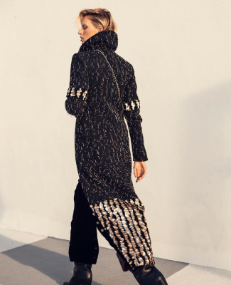 Karolina Kurkova by Camilo Rio for Elle Czech // October 2020