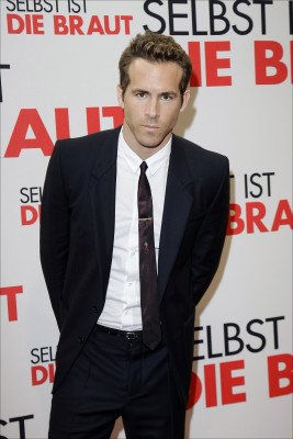 Ryan Reynolds pic #336003