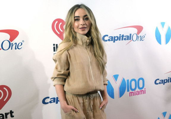 Sabrina Carpenter – Y100’s iHeartRadio Jingle Ball 2018 in Sunrise