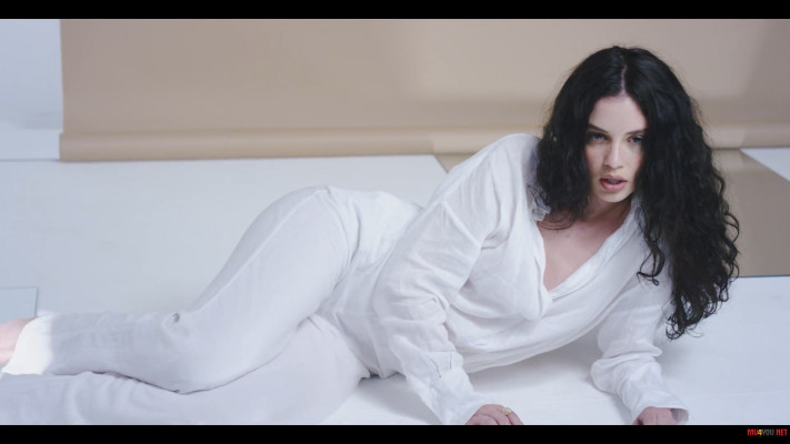 Sabrina Claudio - Music Video &#039;Belong To You&#039; (2017)