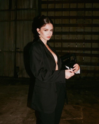 Sabrina Claudio - On My Shoulders (2019)