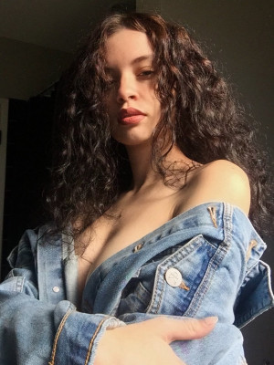 Sabrina Claudio pic #1159144
