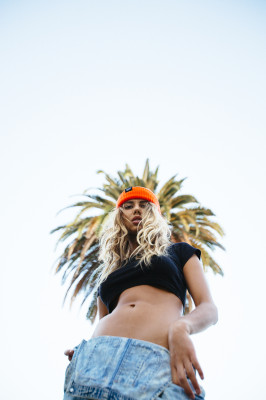 photo 9 in Sahara Ray gallery [id1100422] 2018-09-13 00:00:00