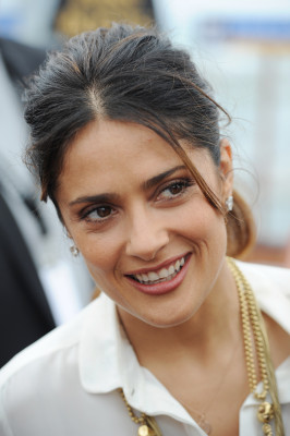 photo 4 in Salma Hayek gallery [id451581] 2012-01-16 00:00:00