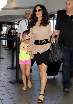 photo 9 in Salma Hayek gallery [id657713] 2013-08-19 00:00:00