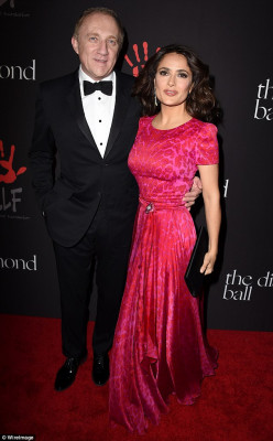 photo 9 in Salma Hayek gallery [id780355] 2014-12-17 00:00:00
