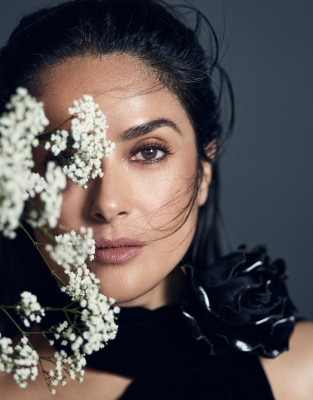 Salma Hayek pic #988236