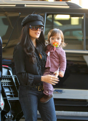 Salma Hayek pic #228993