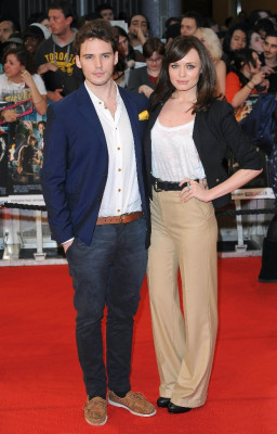 Sam Claflin pic #866752