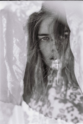 Samara Weaving by Jordan Kirk // November 2020