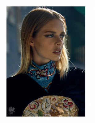 SAMARA WEAVING in Harper’s Bazaar Magazine, Spain January 2020