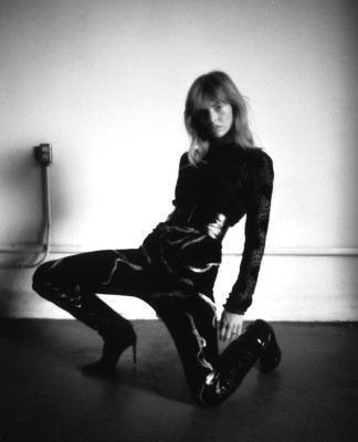 Samara Weaving by Jonny Marlow for ContentMode // 2021