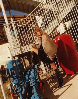 Samara Weaving by Jonny Marlow for ContentMode // 2021