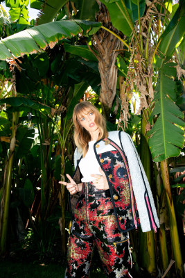 Samara Weaving - WWD (2021)