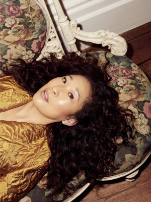 Sandra Oh by Zoë MacConnell for Emmy Magazine // 2021