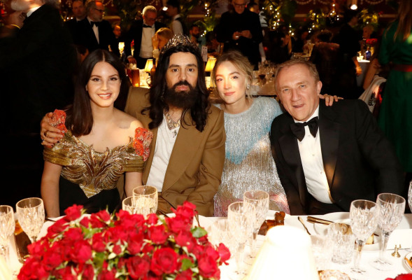Saoirse Ronan – The Fashion Awards 2018 Press Room