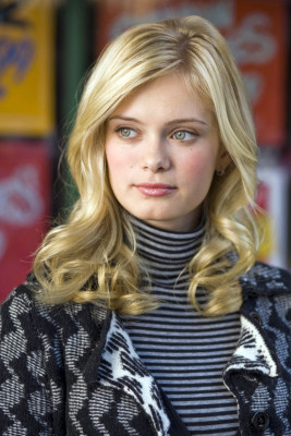 Sara Paxton pic #198132