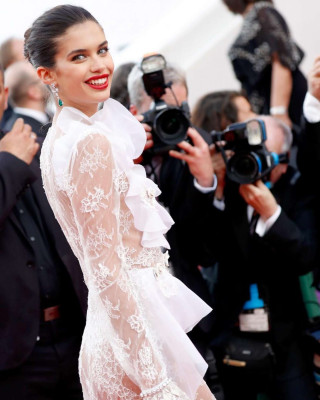 Sara Sampaio – ‘The Killing of a Sacred Deer’ Premiere at 70th Cannes Film 