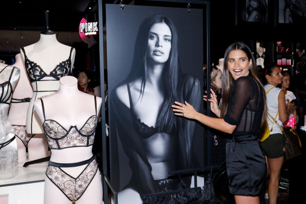 Sara Sampaio – Victoria’s Secret Debut of the New Fall Collection in Miami